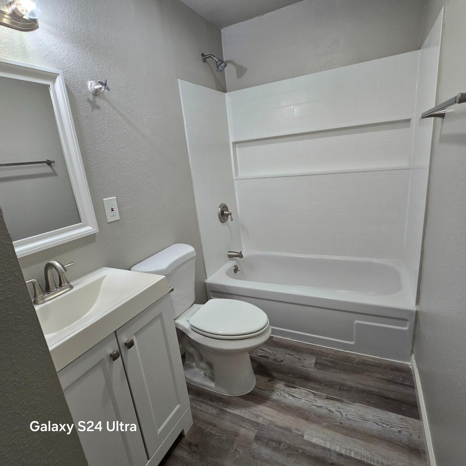 27148 Stanford Ave, Madera, CA 93637