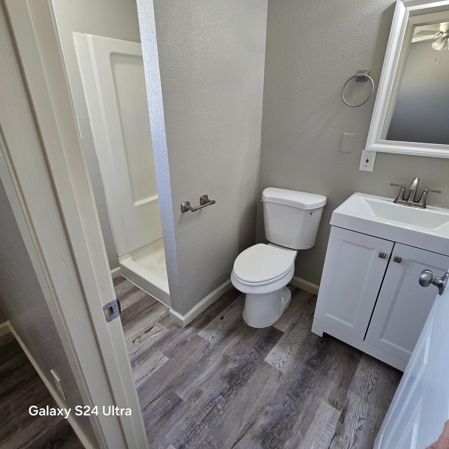 27148 Stanford Ave, Madera, CA 93637