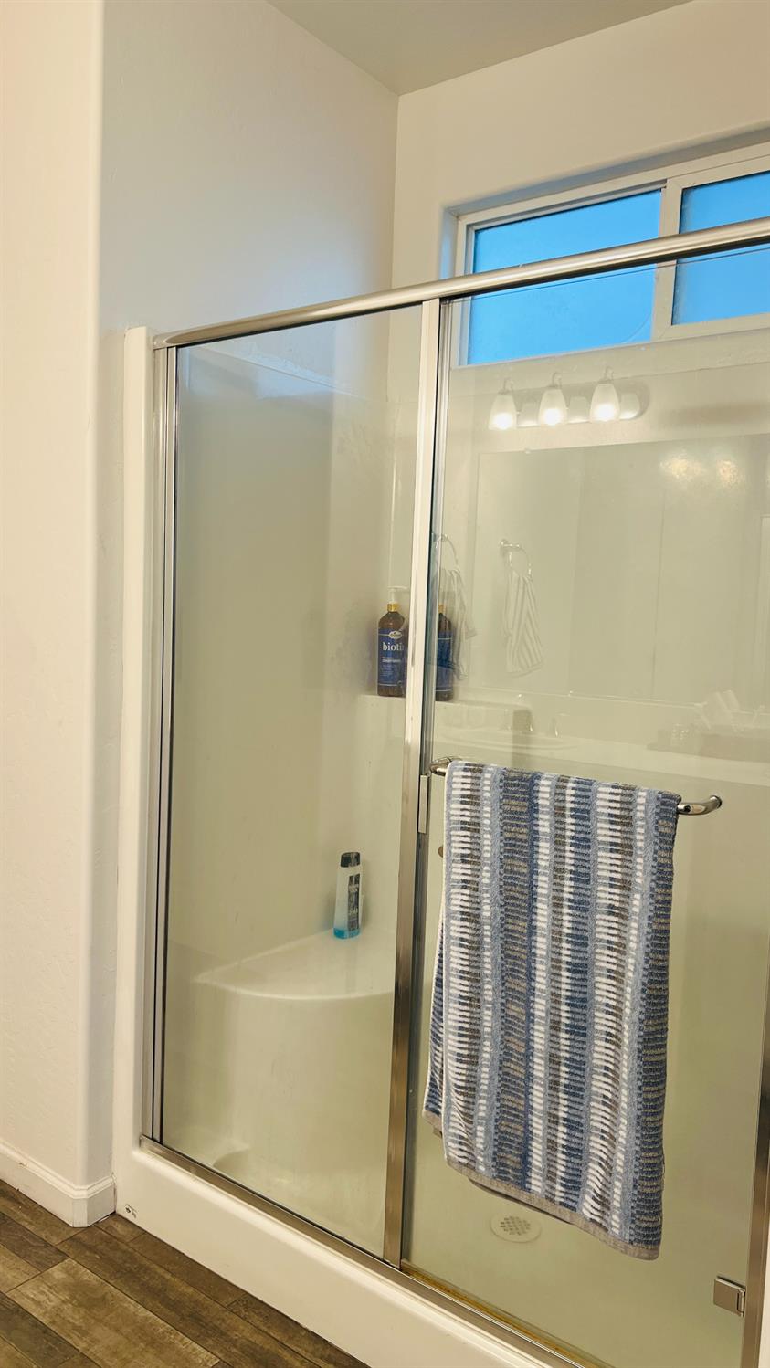 14338 W El Mar Ave, Kerman, CA 93630