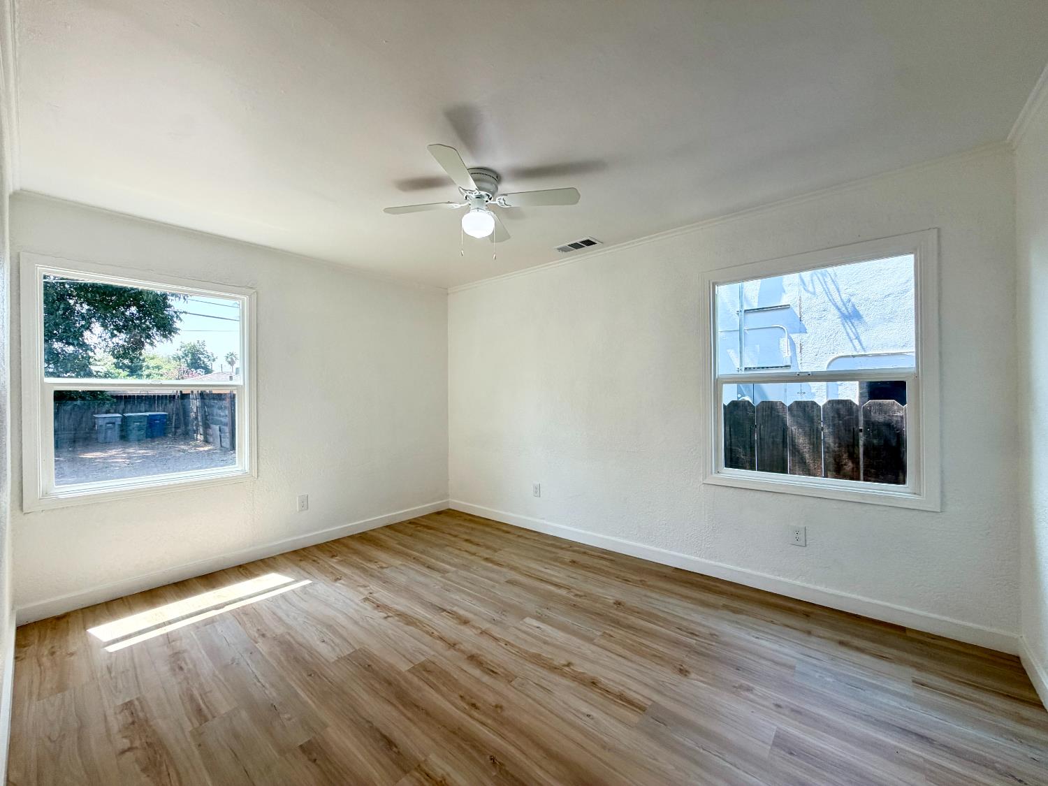 1410 E Shields Ave, Fresno, CA 93704