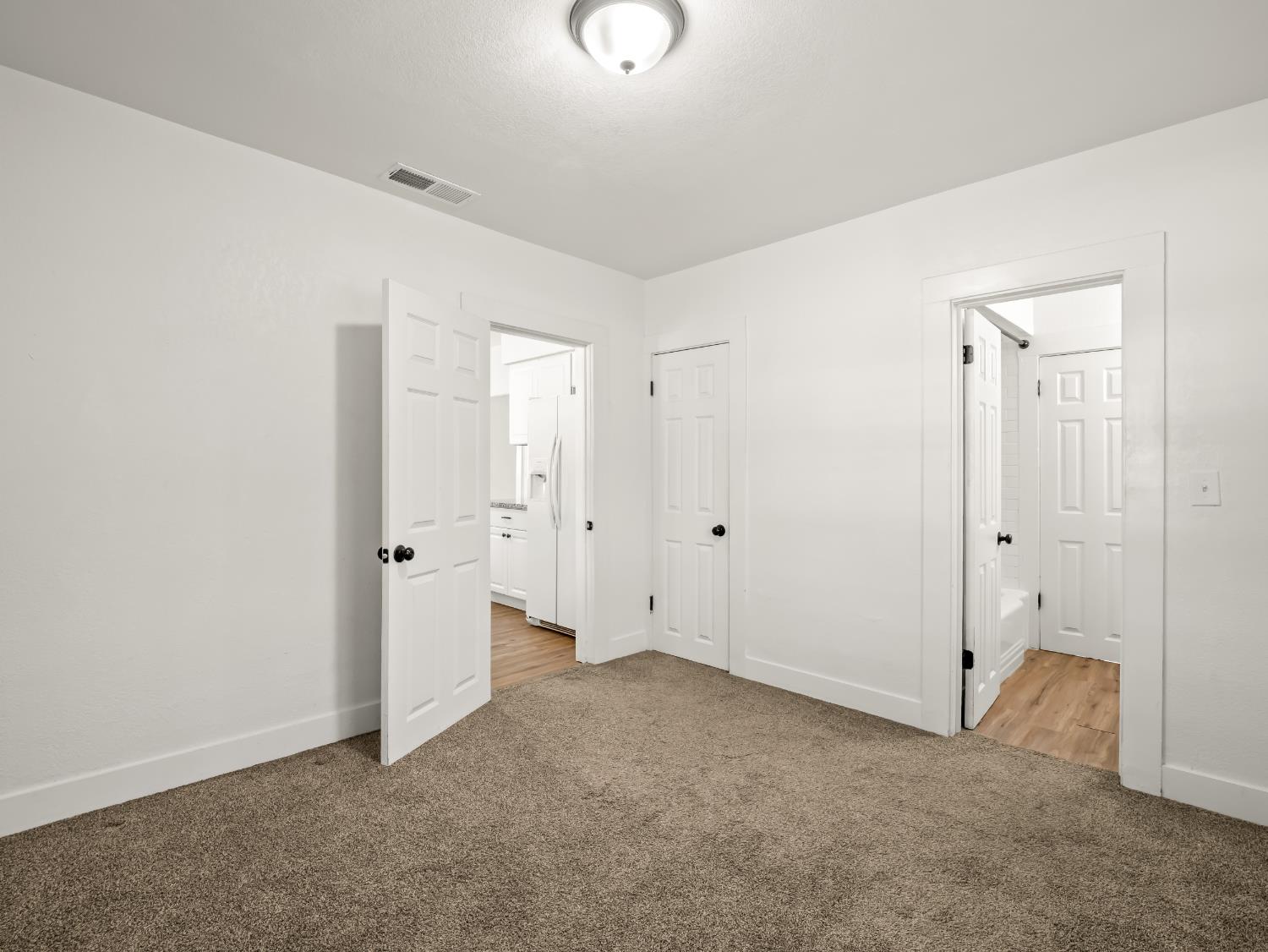 736 N Farris Ave, Fresno, CA 93728