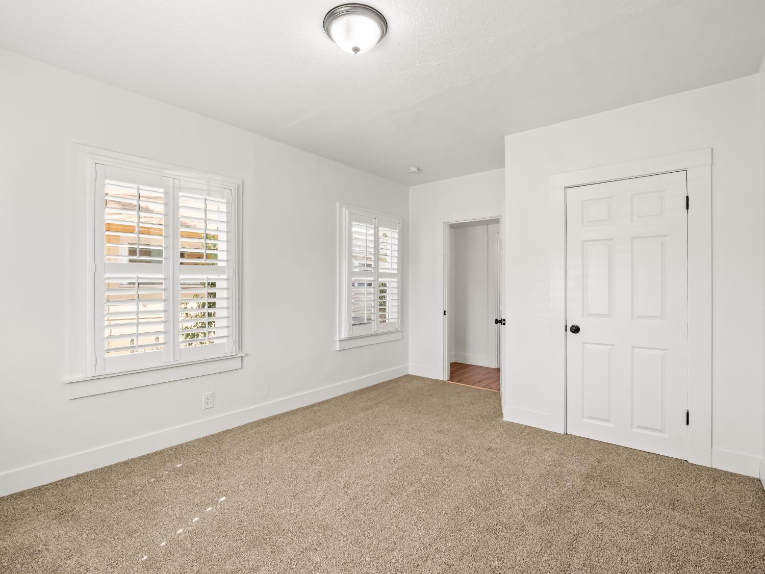 736 N Farris Ave, Fresno, CA 93728