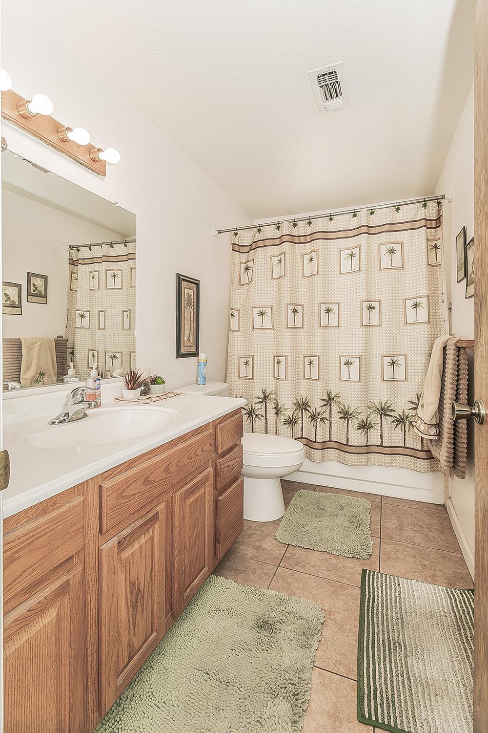 40237 Alerna Way, Oakhurst, CA 93644