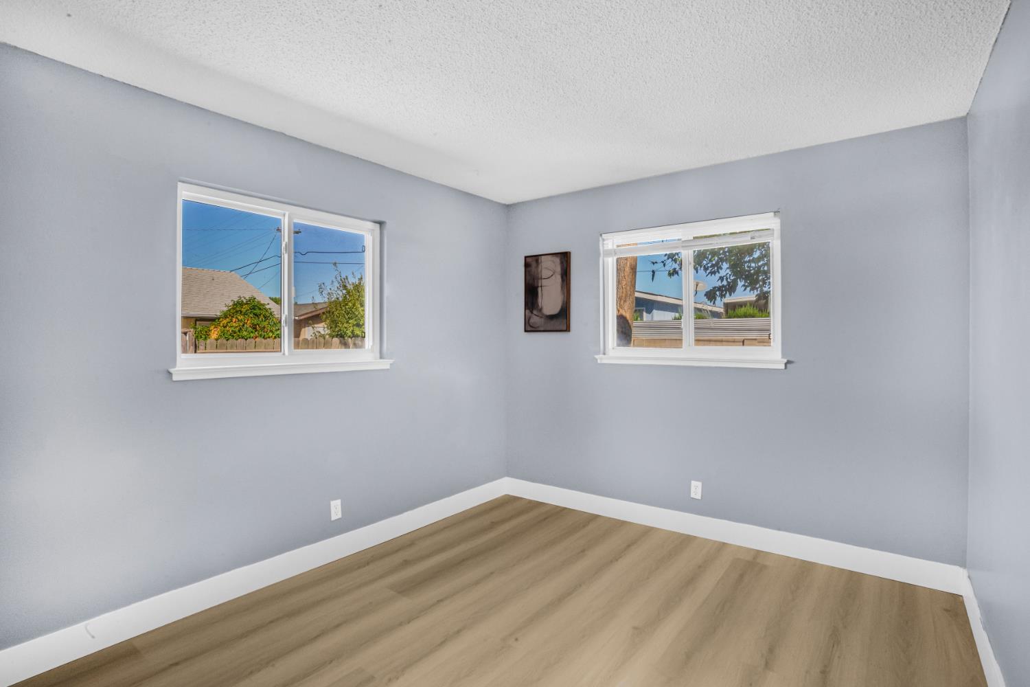 154 W Palo Alto Ave, Fresno, CA 93704