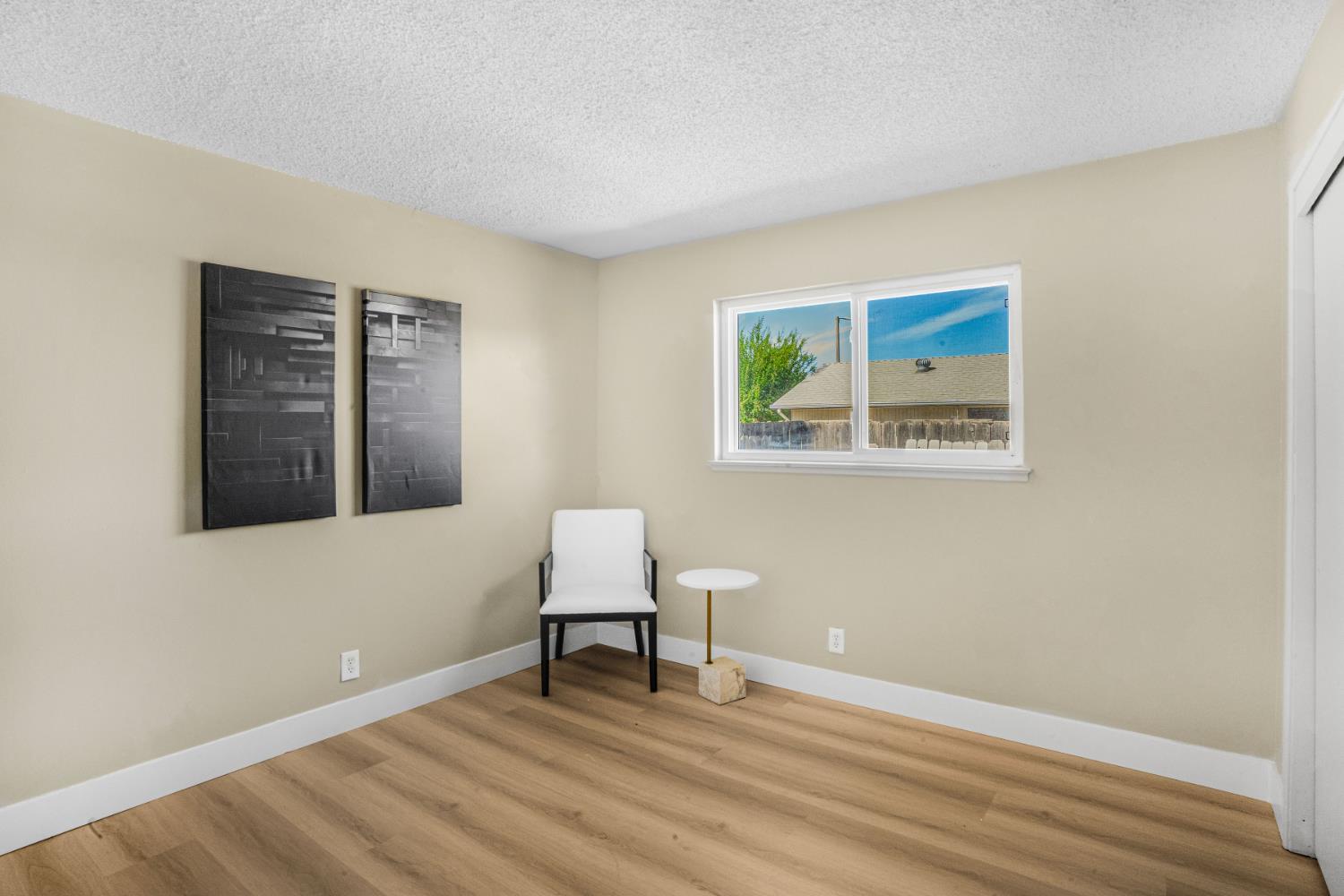 154 W Palo Alto Ave, Fresno, CA 93704