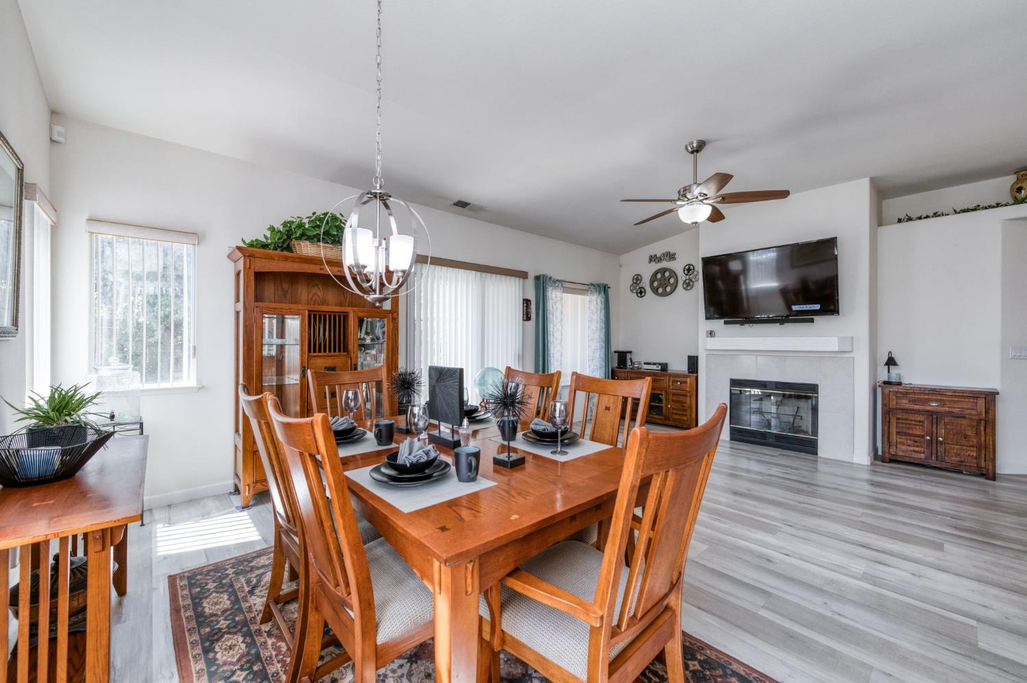 6281 N Babigian, Fresno, CA 93722