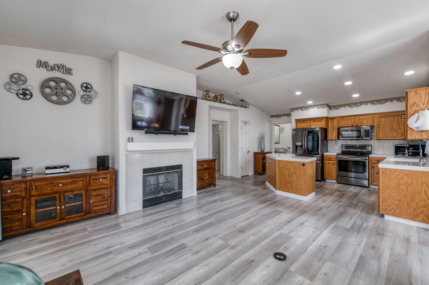 6281 N Babigian, Fresno, CA 93722