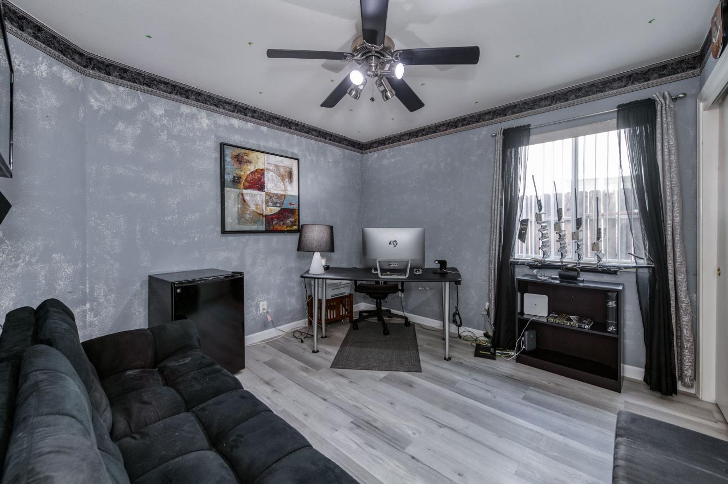 6281 N Babigian, Fresno, CA 93722
