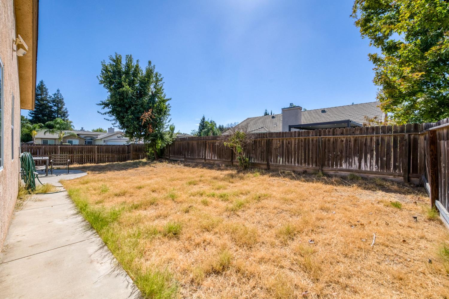6281 N Babigian, Fresno, CA 93722