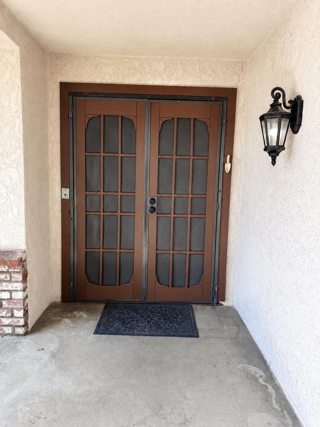 3265 E Vartikian Ave, Fresno, CA 93710