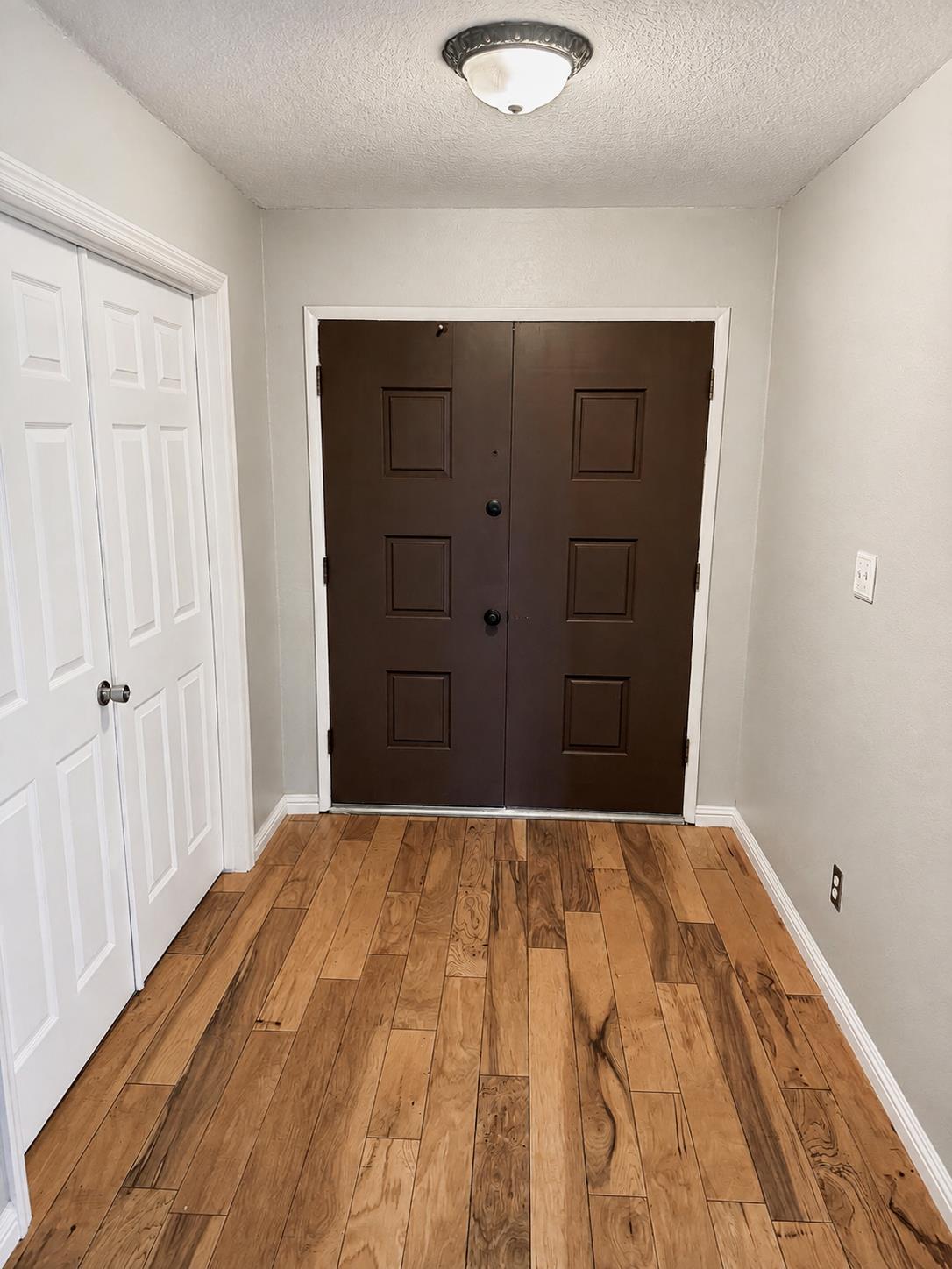 3265 E Vartikian Ave, Fresno, CA 93710