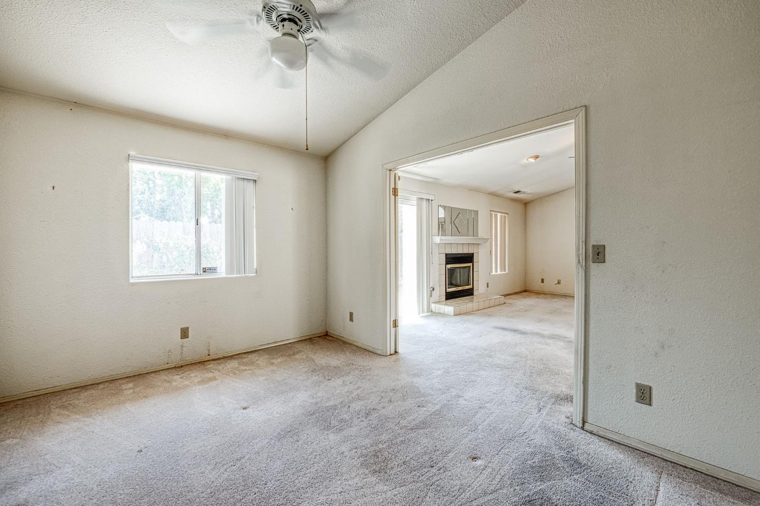 6706 N Chestnut Ave #103, Fresno, CA 93710