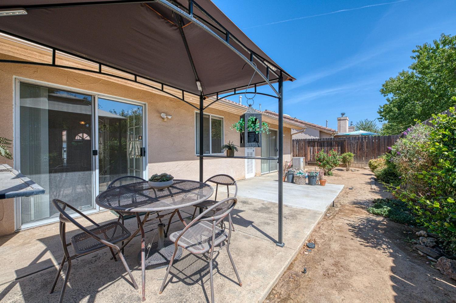 6706 N Chestnut Ave #103, Fresno, CA 93710