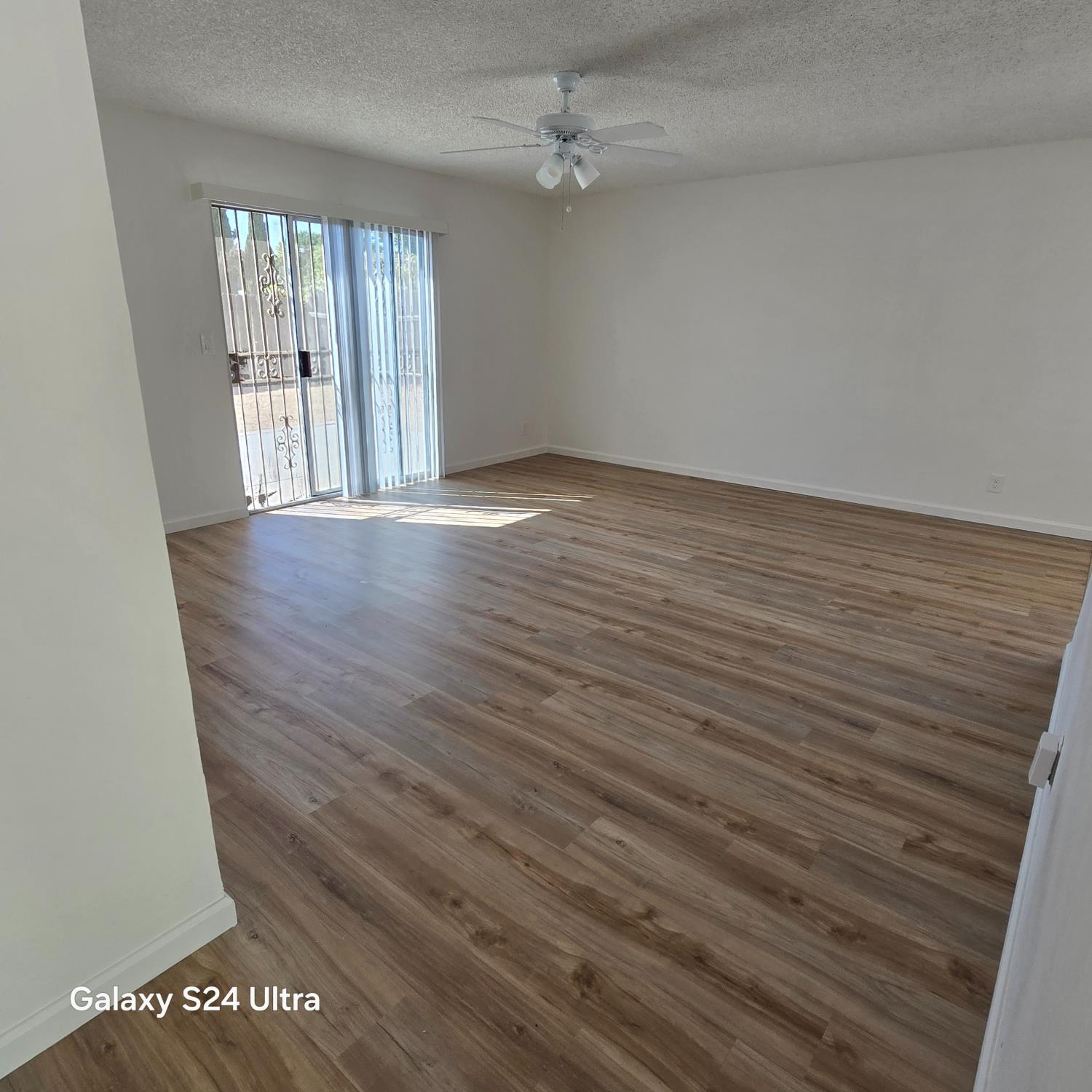 2558 S Backer Ave, Fresno, CA 93725