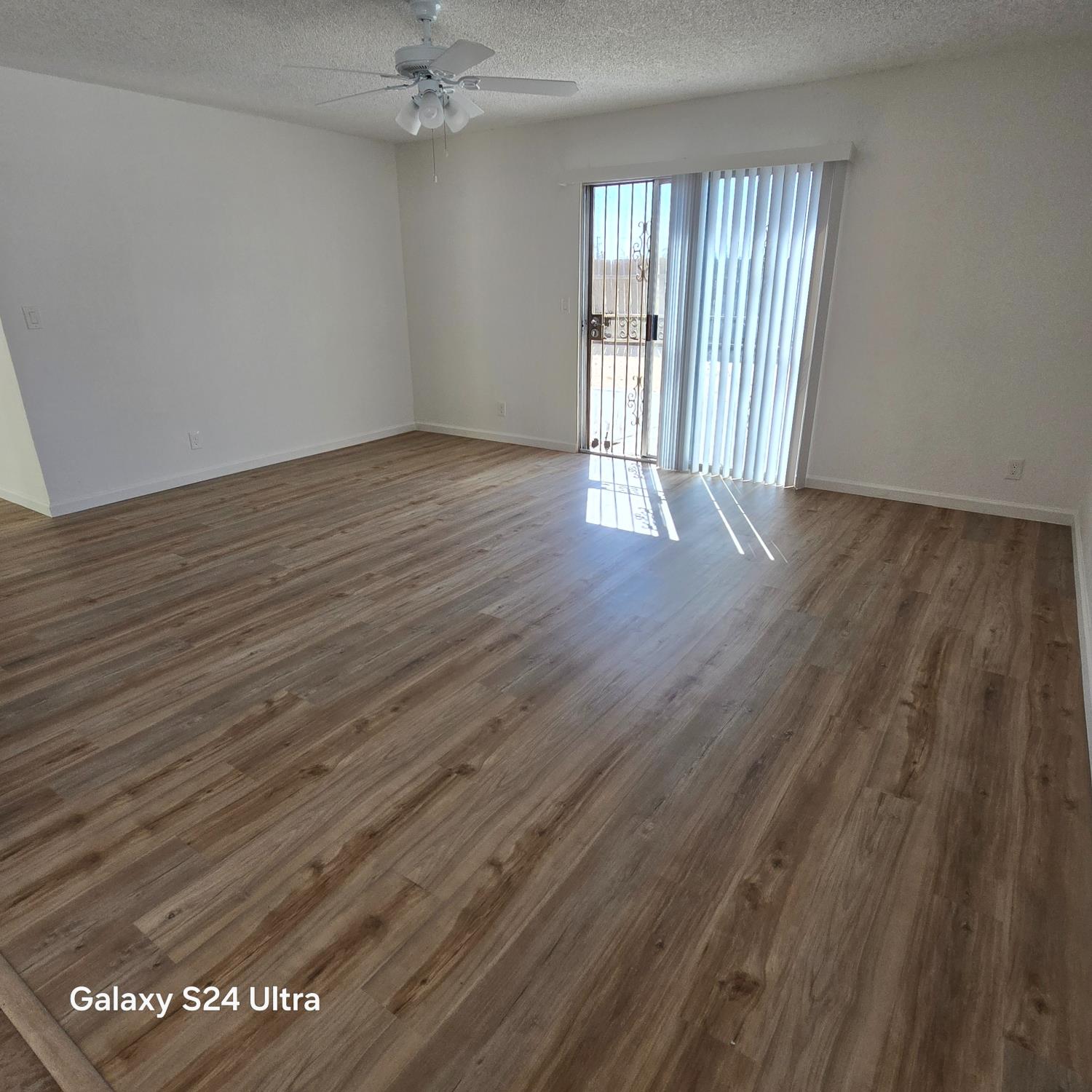 2558 S Backer Ave, Fresno, CA 93725