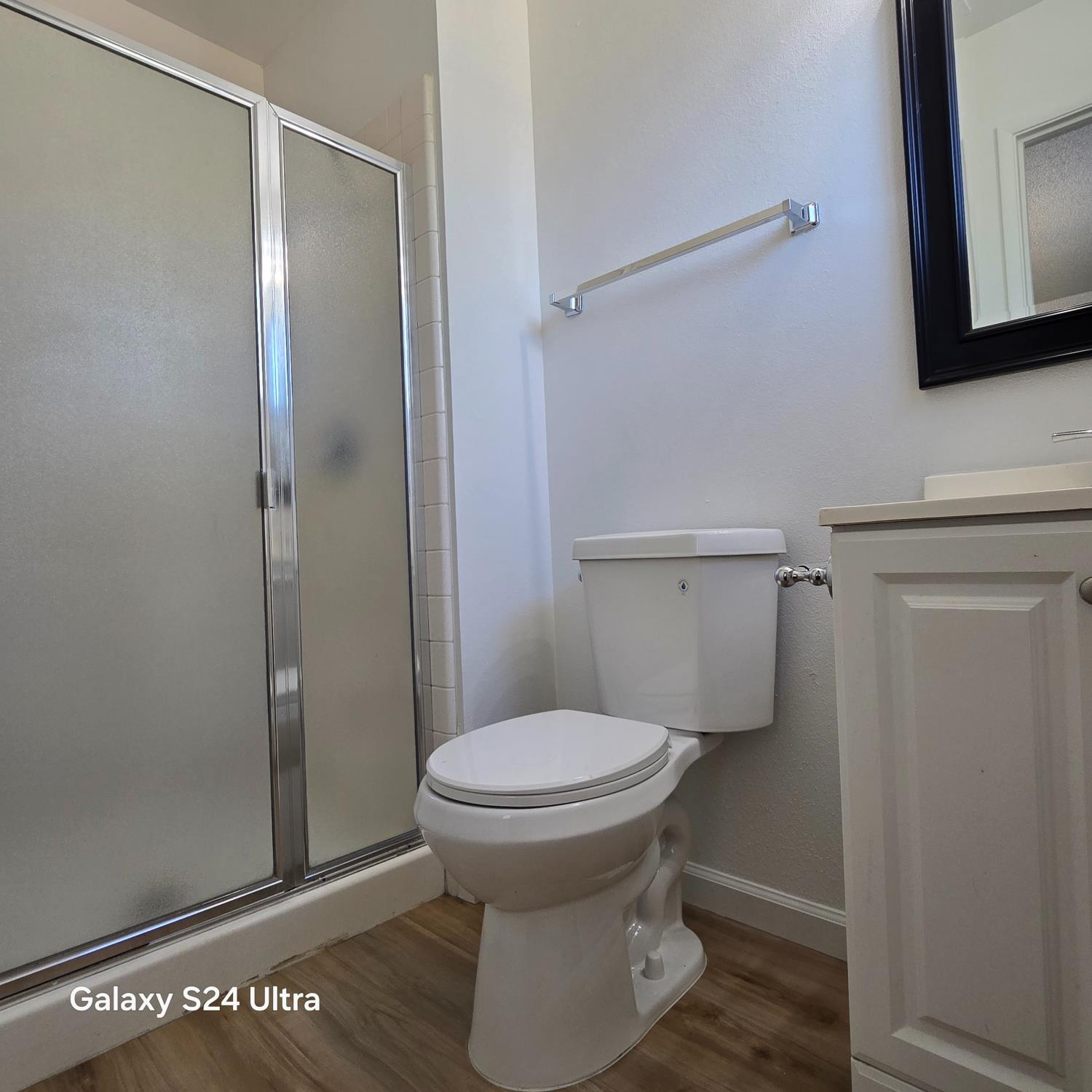 2558 S Backer Ave, Fresno, CA 93725