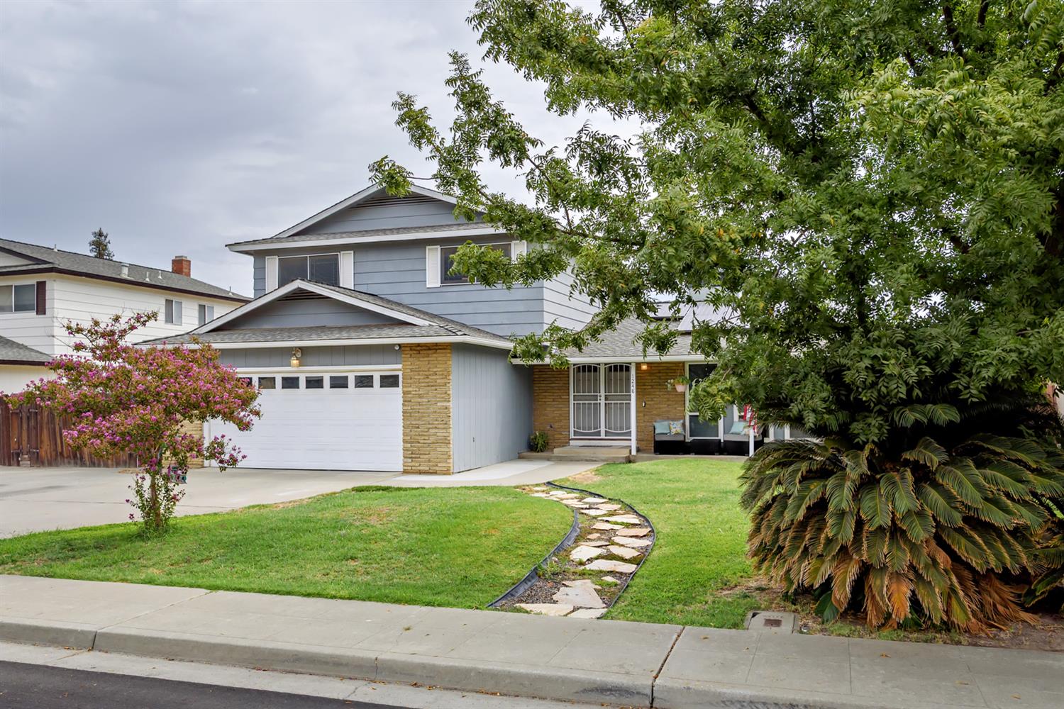 1248 Ashland Dr, Lemoore, CA 93245