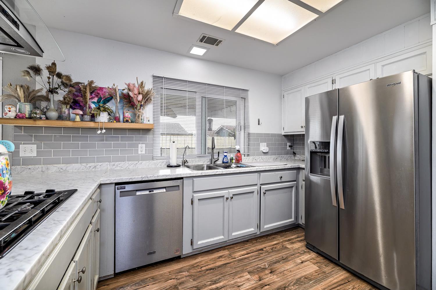 1248 Ashland Dr, Lemoore, CA 93245