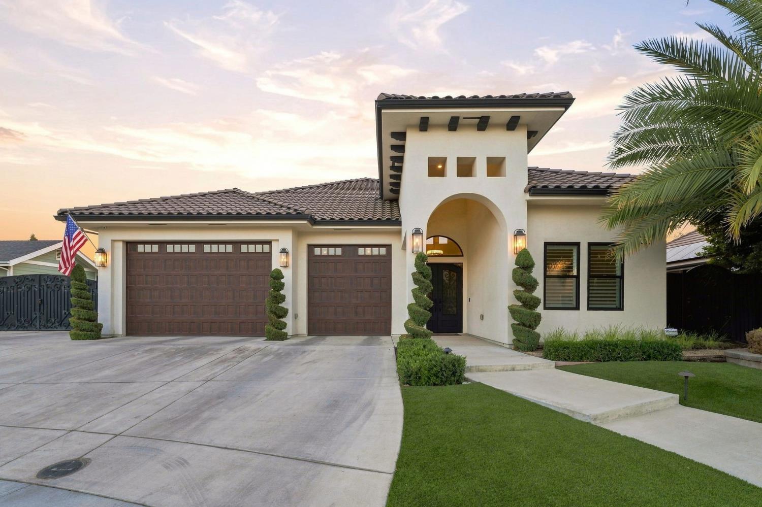 2553 21St Ave, Kingsburg, CA 93631