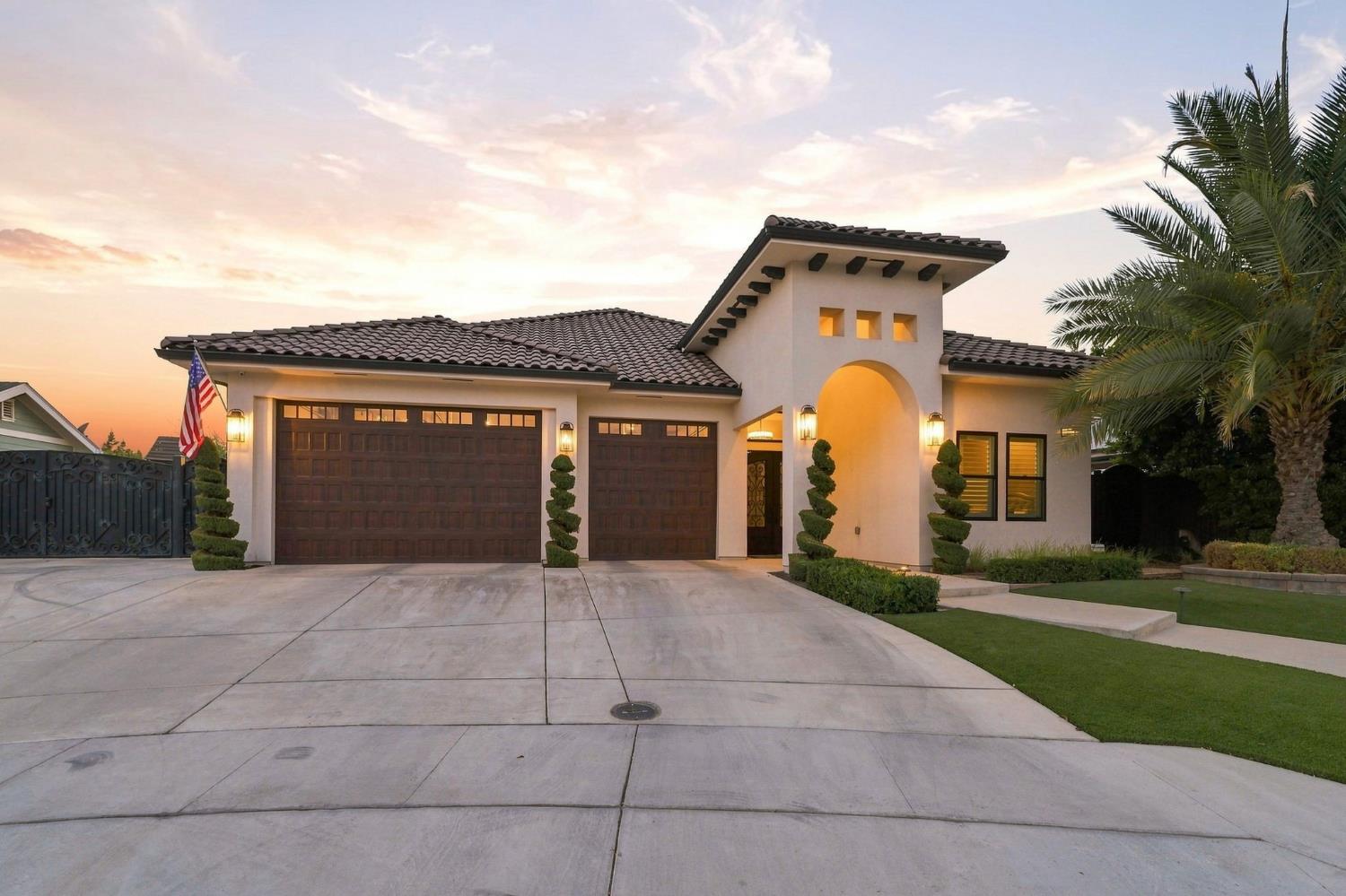 2553 21St Ave, Kingsburg, CA 93631