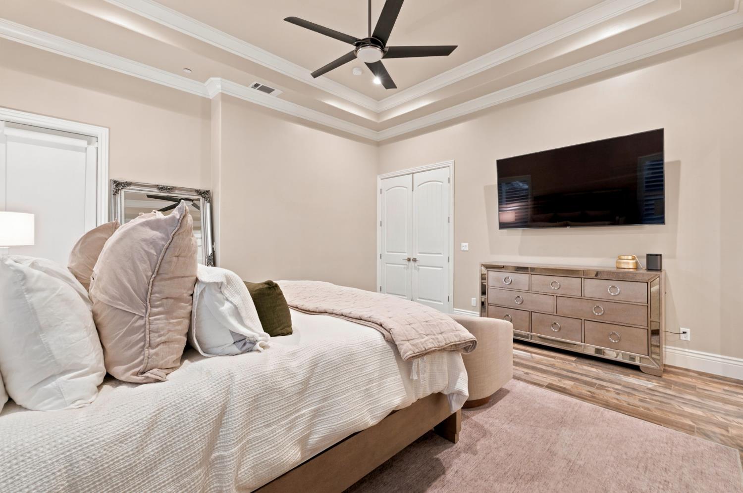 2553 21St Ave, Kingsburg, CA 93631