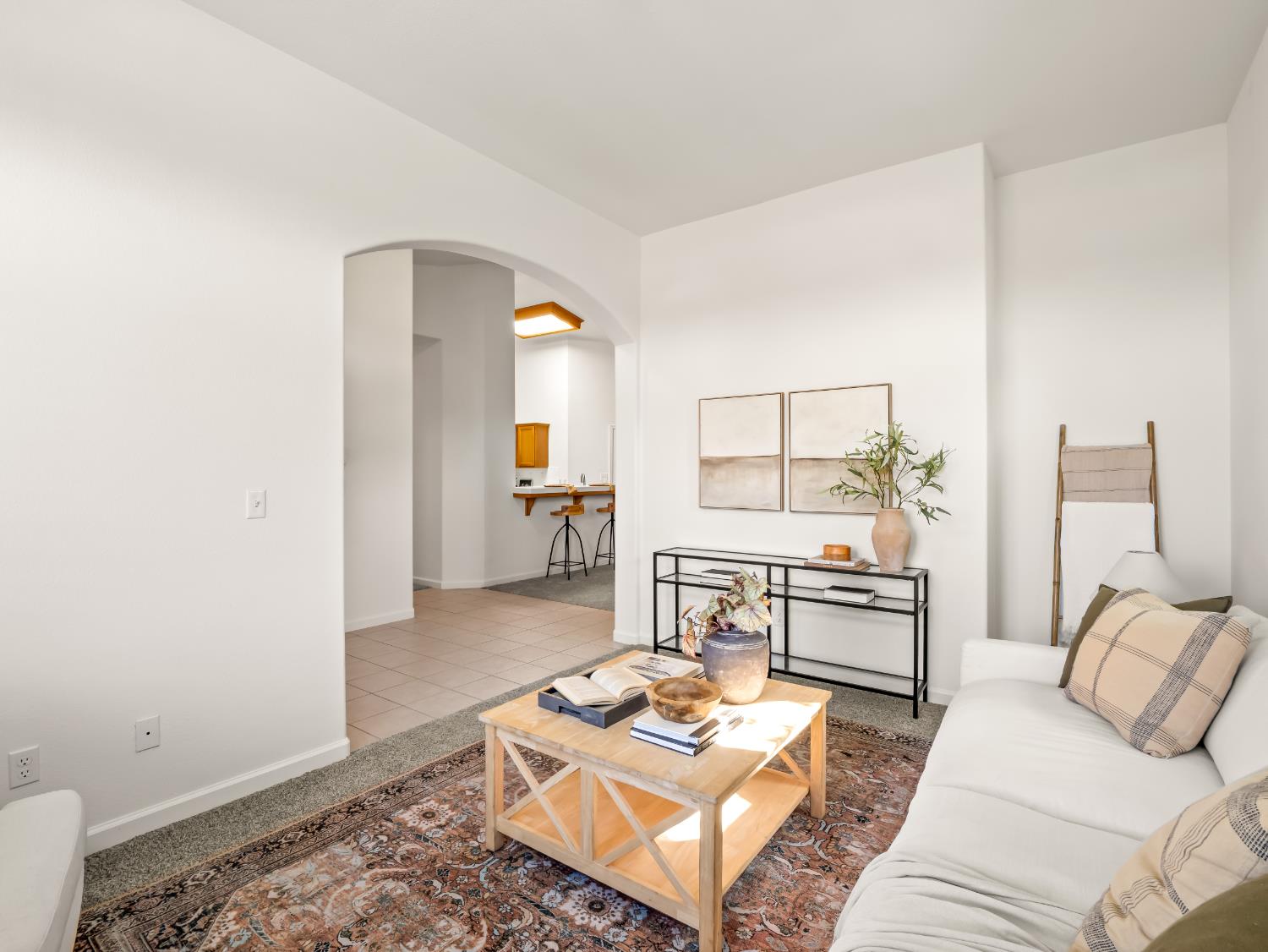 2185 Oak Ave, Sanger, CA 93657