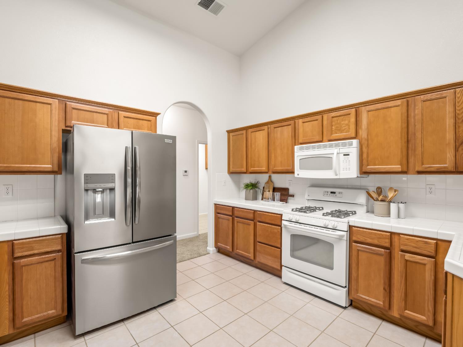 2185 Oak Ave, Sanger, CA 93657