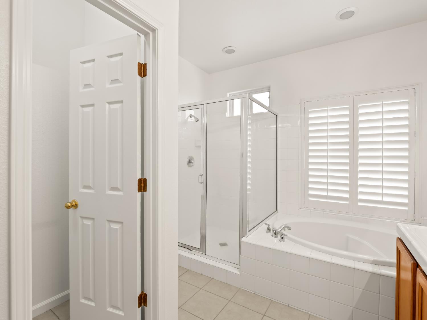 2185 Oak Ave, Sanger, CA 93657
