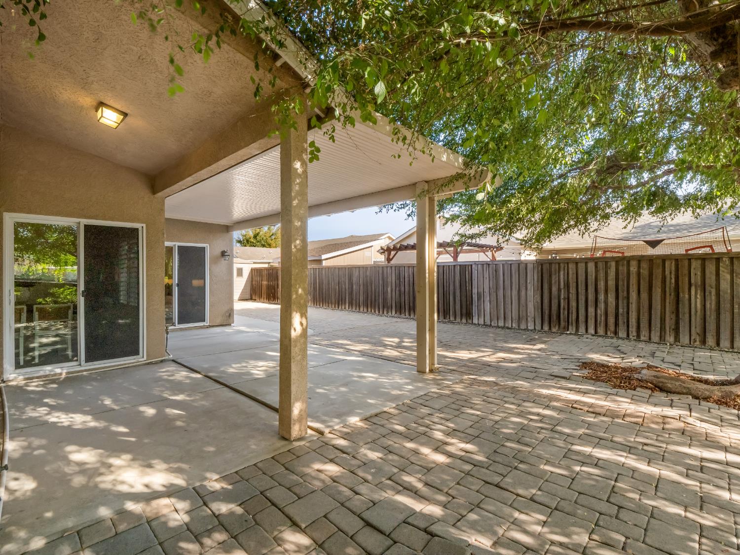 2185 Oak Ave, Sanger, CA 93657
