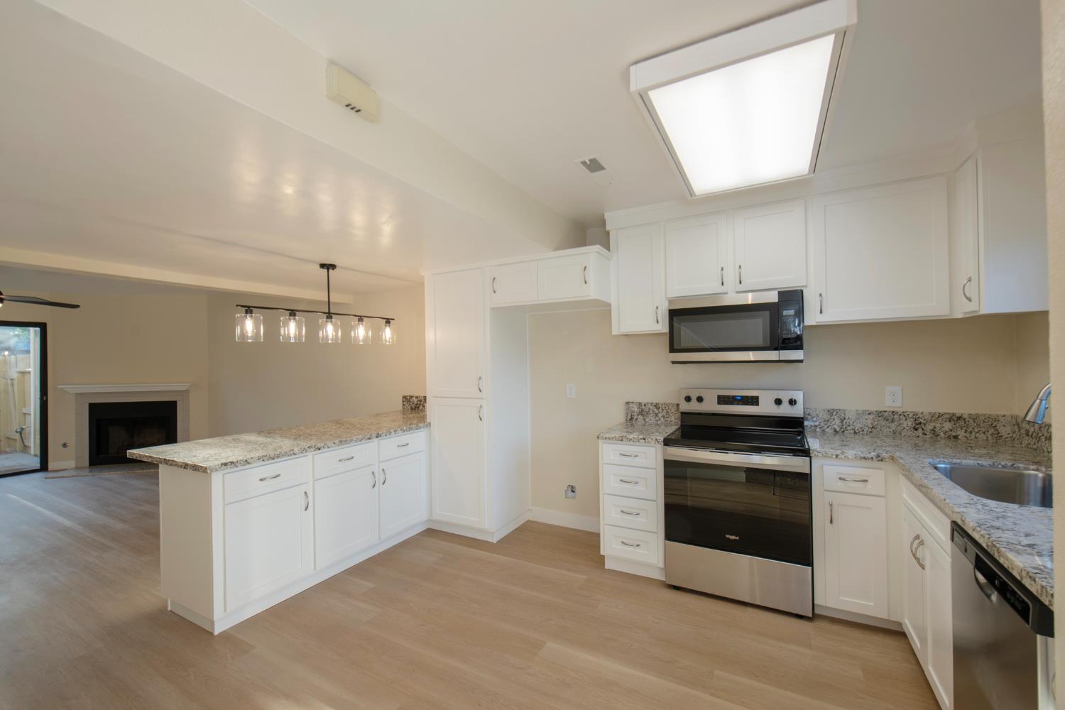 4885 N Backer Ave #151, Fresno, CA 93726