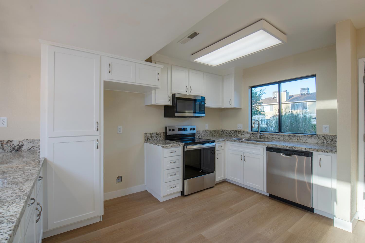 4885 N Backer Ave #151, Fresno, CA 93726