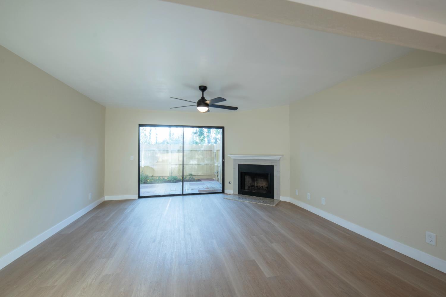 4885 N Backer Ave #151, Fresno, CA 93726