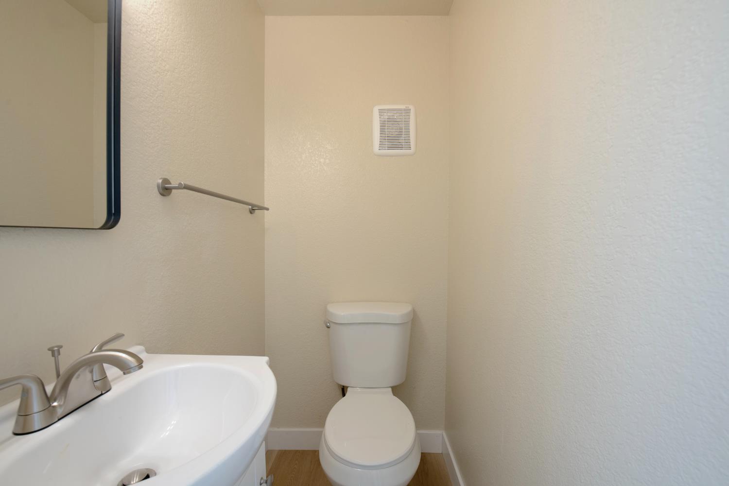 4885 N Backer Ave #151, Fresno, CA 93726