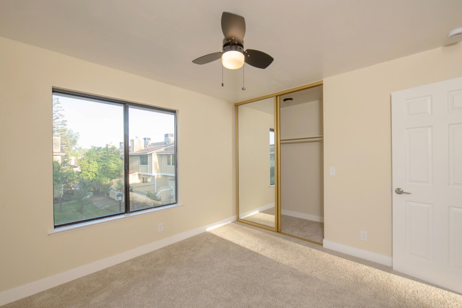 4885 N Backer Ave #151, Fresno, CA 93726