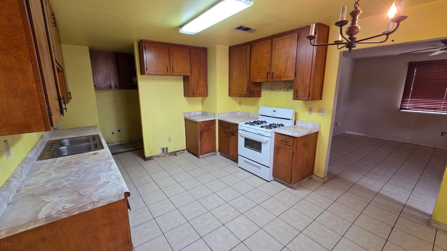 1609 Kathy, Dos Palos, CA 93620