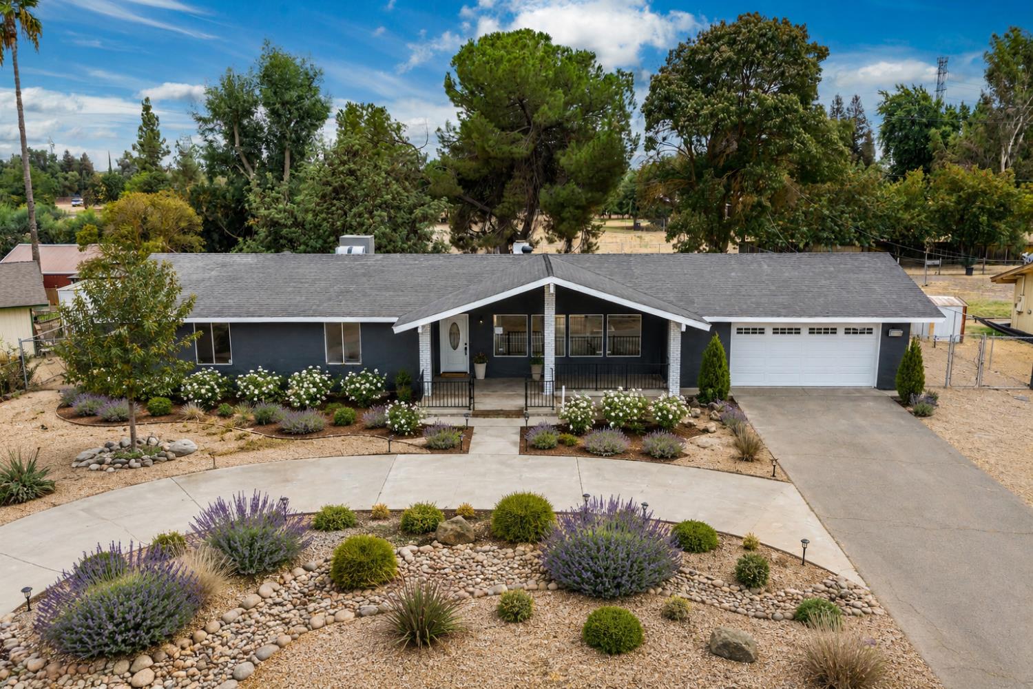 36080 Montrose Pl, Madera, CA 93636