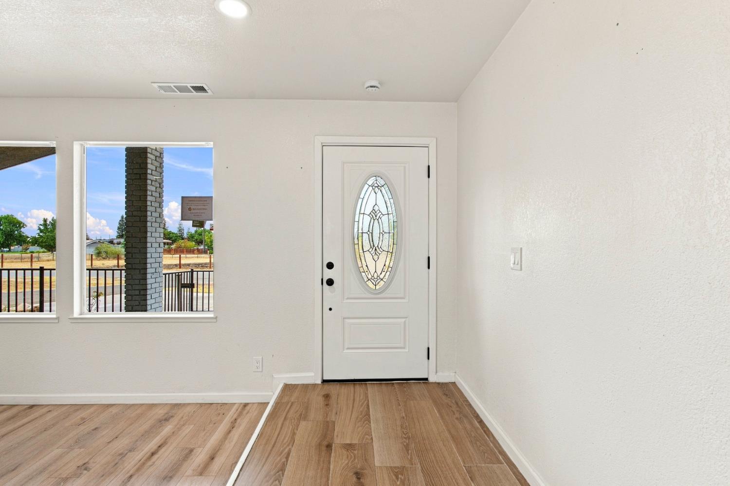 36080 Montrose Pl, Madera, CA 93636