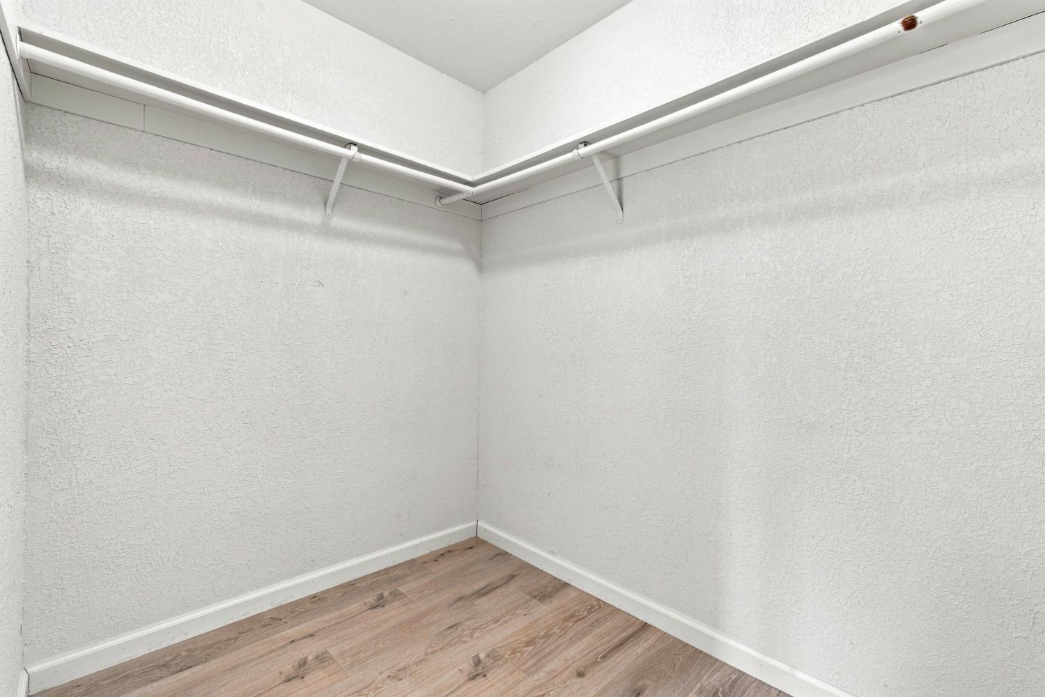 36080 Montrose Pl, Madera, CA 93636