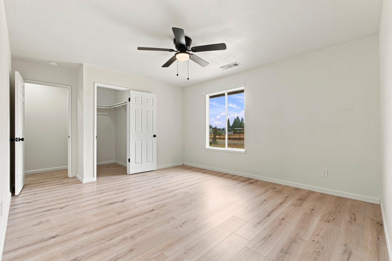 36080 Montrose Pl, Madera, CA 93636