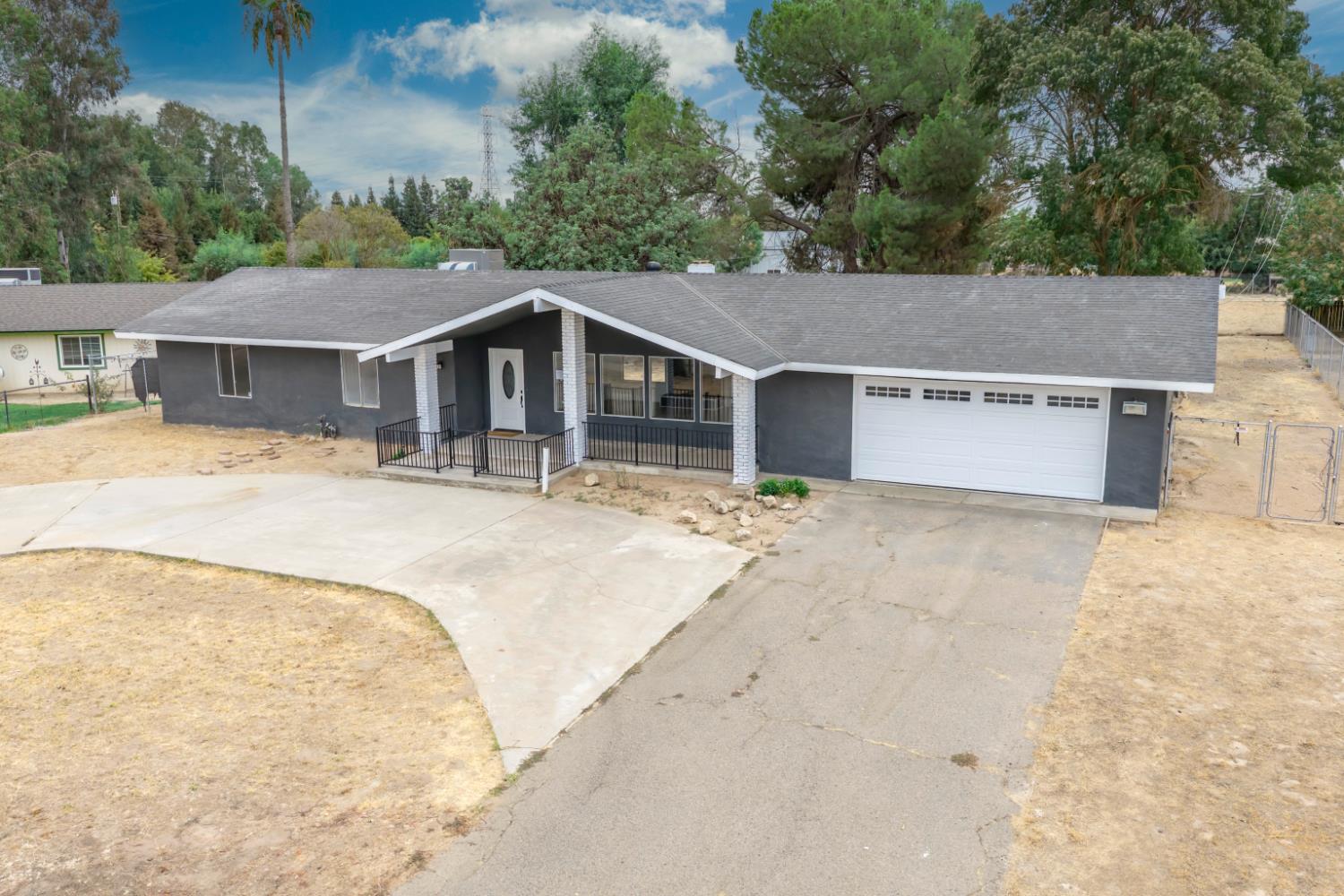 36080 Montrose Pl, Madera, CA 93636