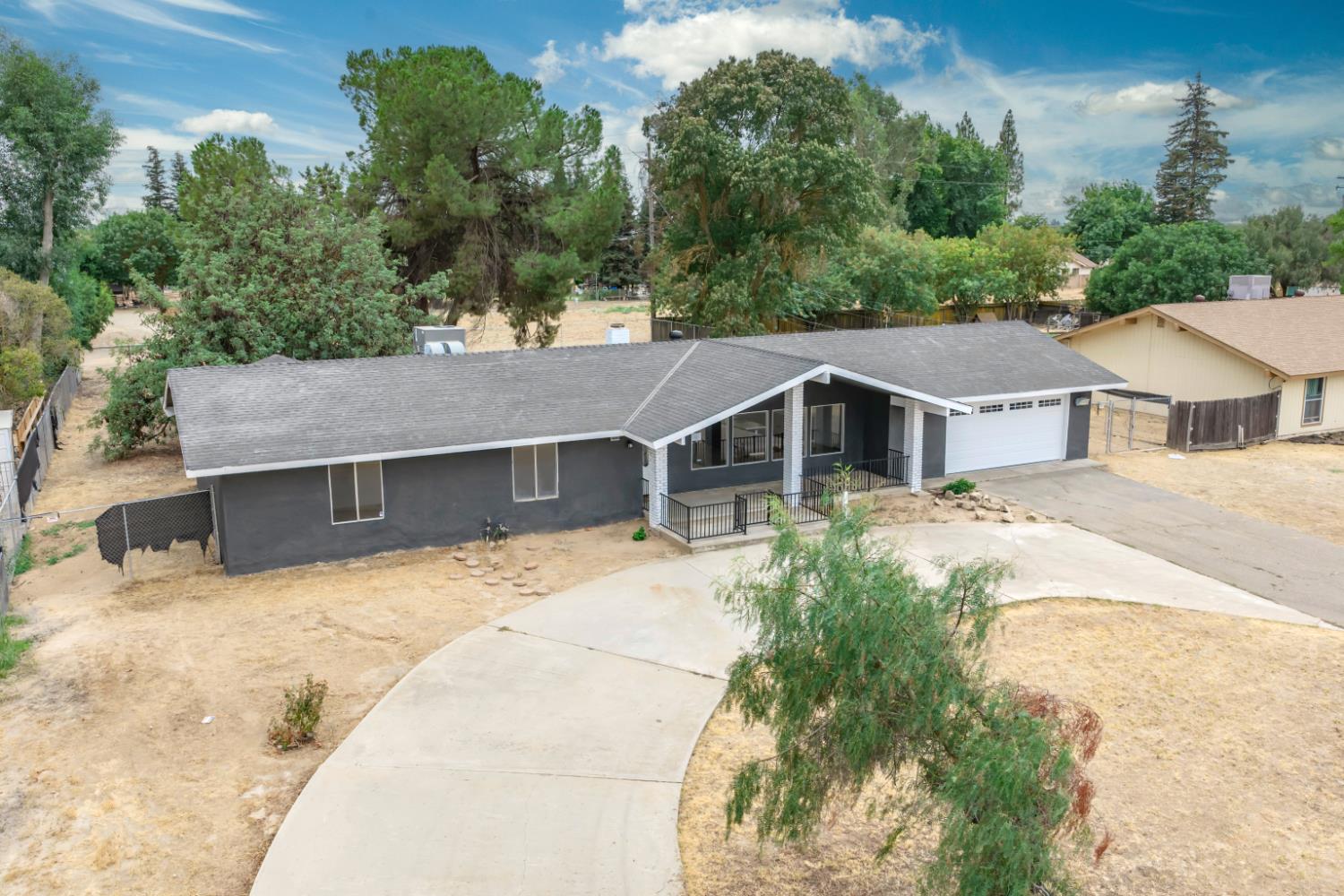 36080 Montrose Pl, Madera, CA 93636