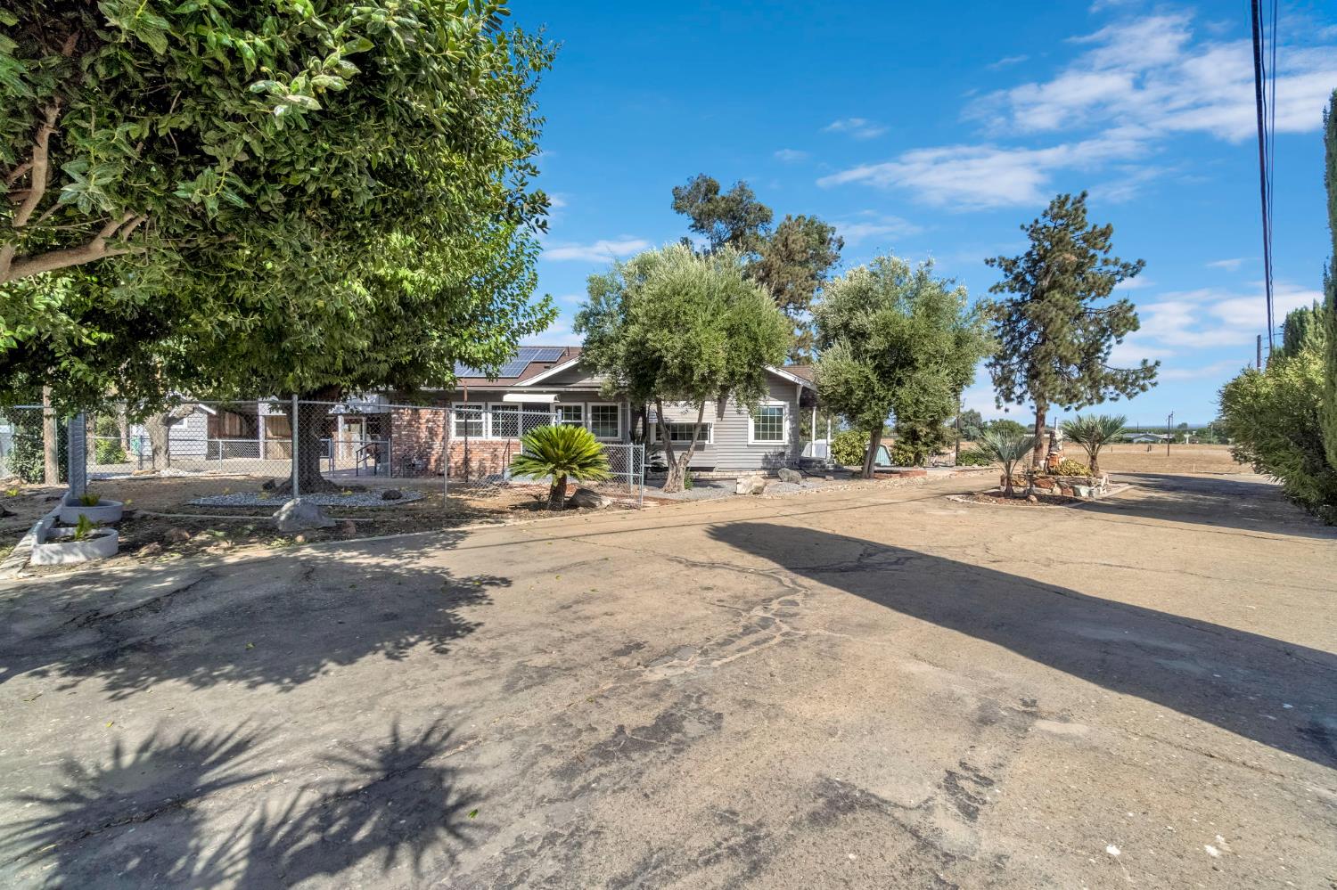5221 S Reed Ave, Reedley, CA 93654