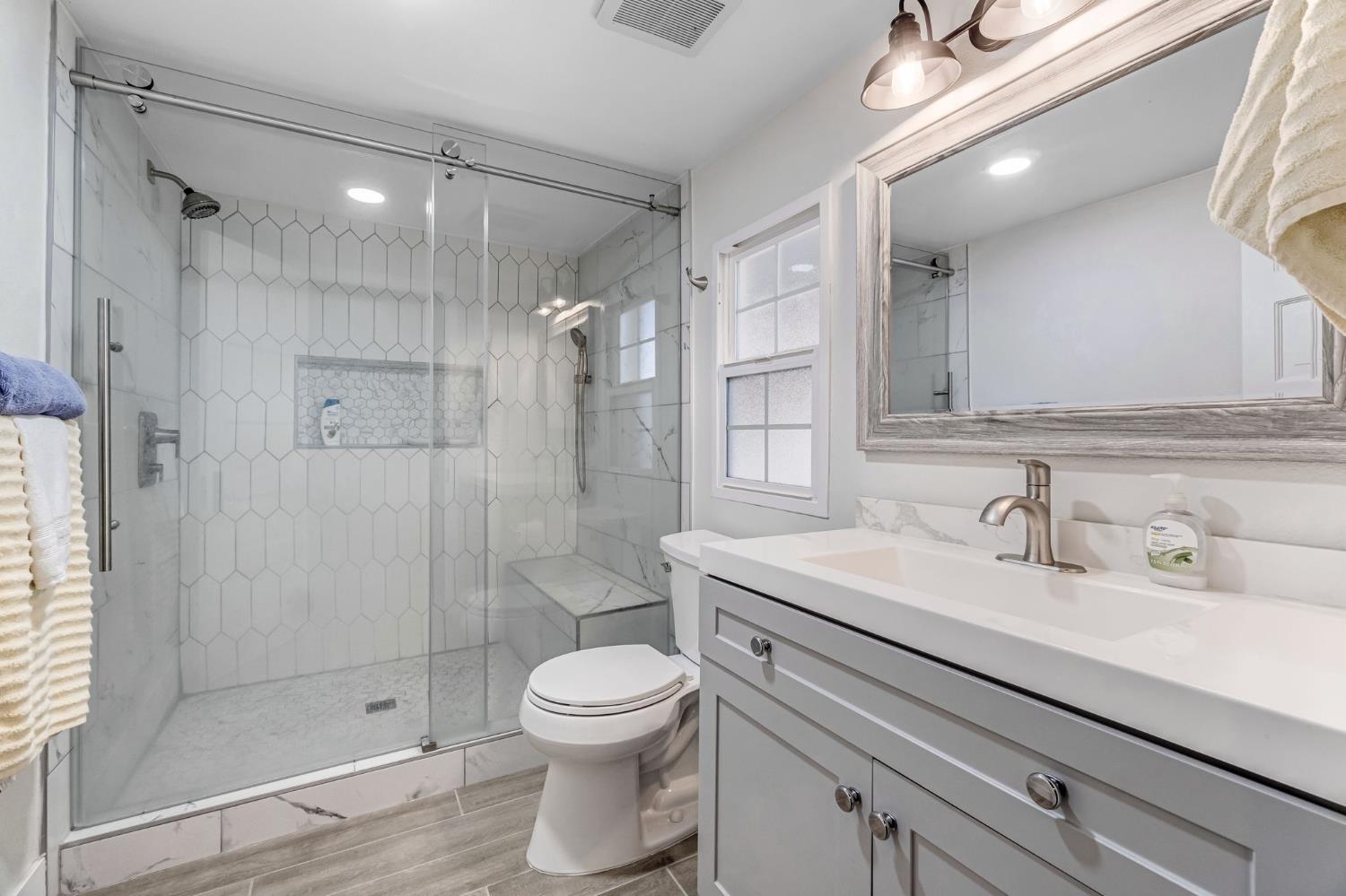 5221 S Reed Ave, Reedley, CA 93654