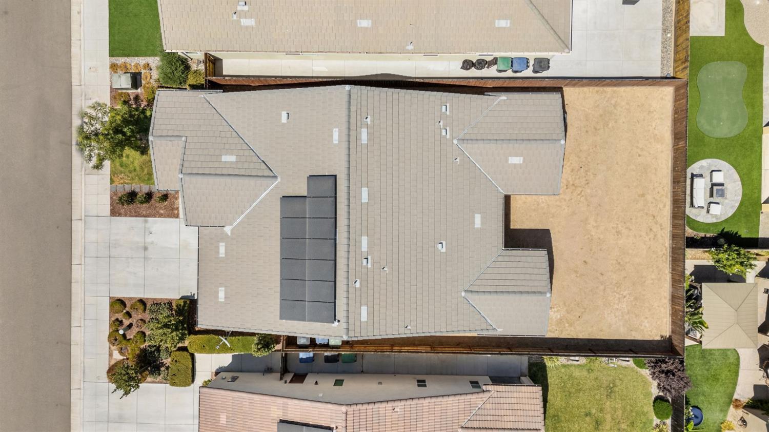 989 Spring St W, Madera, CA 93636