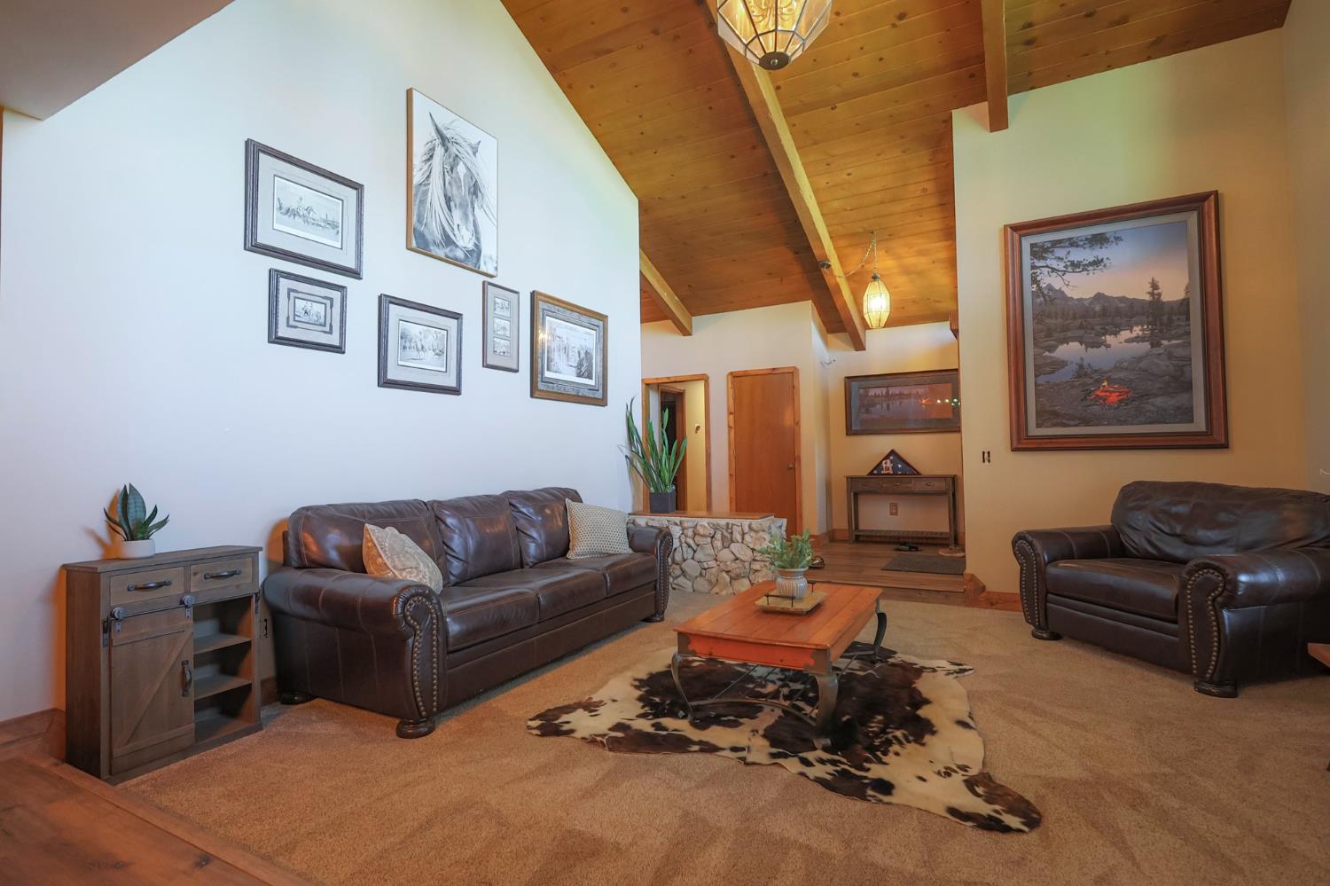 12612 Avenue 392, Cutler, CA 93615