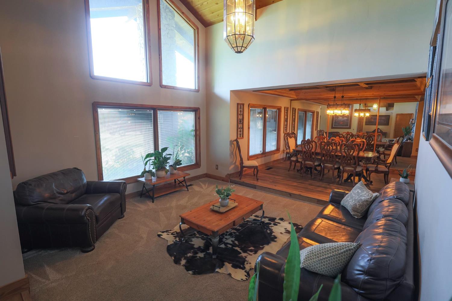 12612 Avenue 392, Cutler, CA 93615