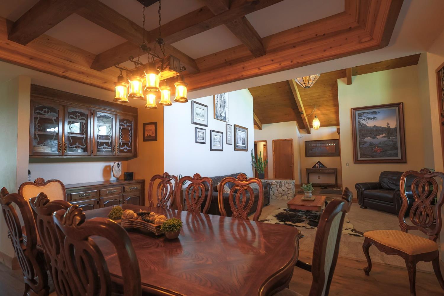 12612 Avenue 392, Cutler, CA 93615