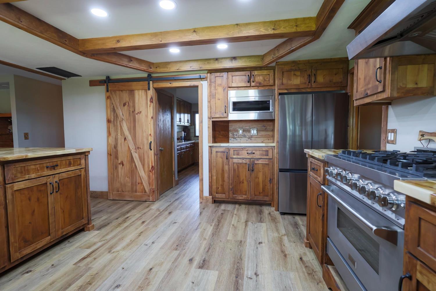 12612 Avenue 392, Cutler, CA 93615
