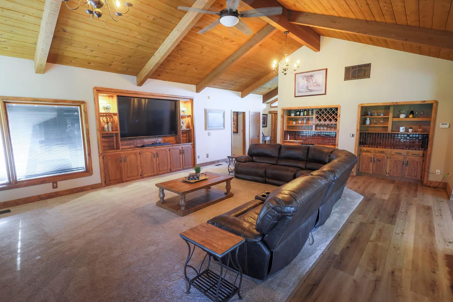 12612 Avenue 392, Cutler, CA 93615