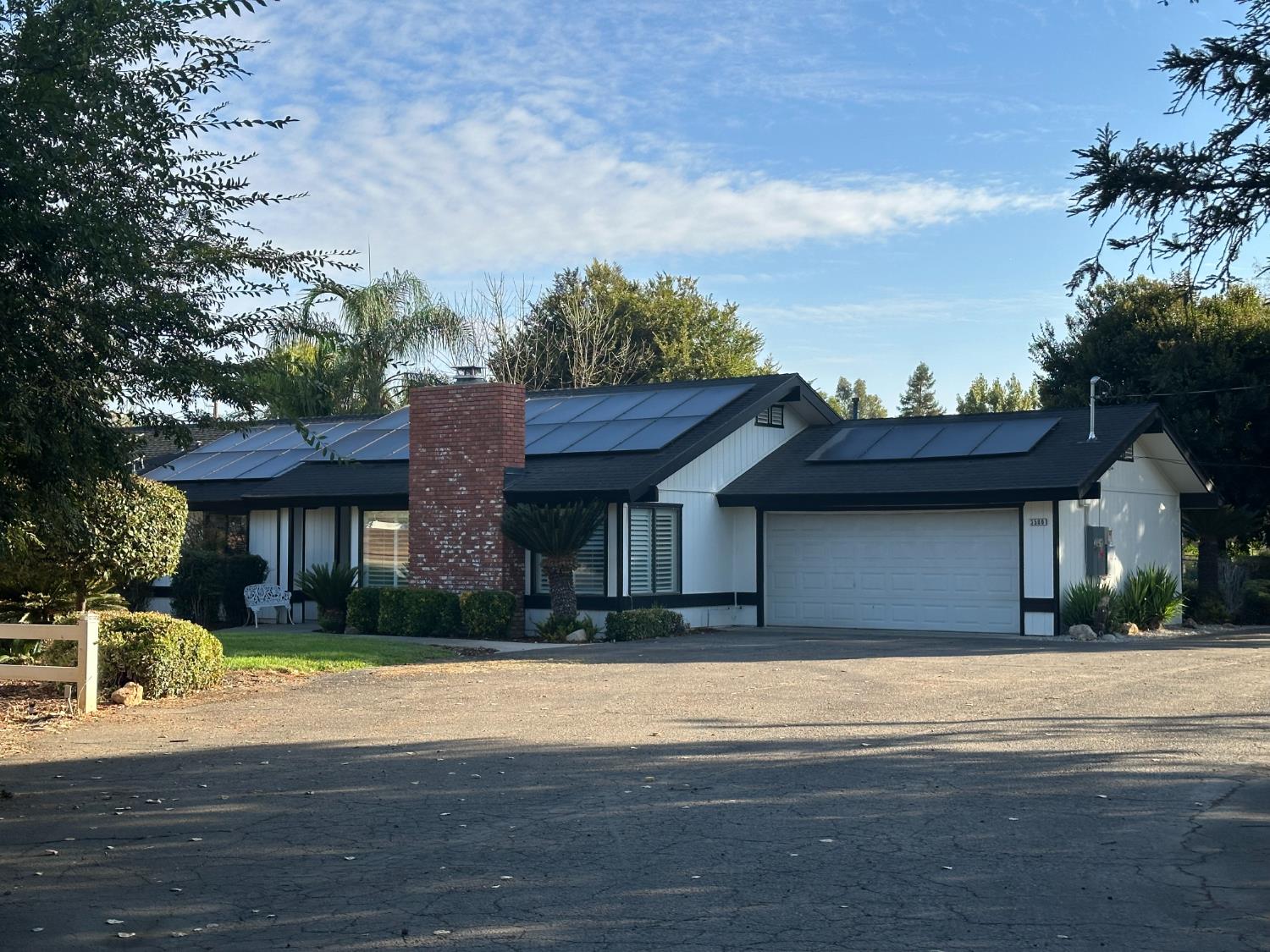 3496 N Academy Ave, Sanger, CA 93657